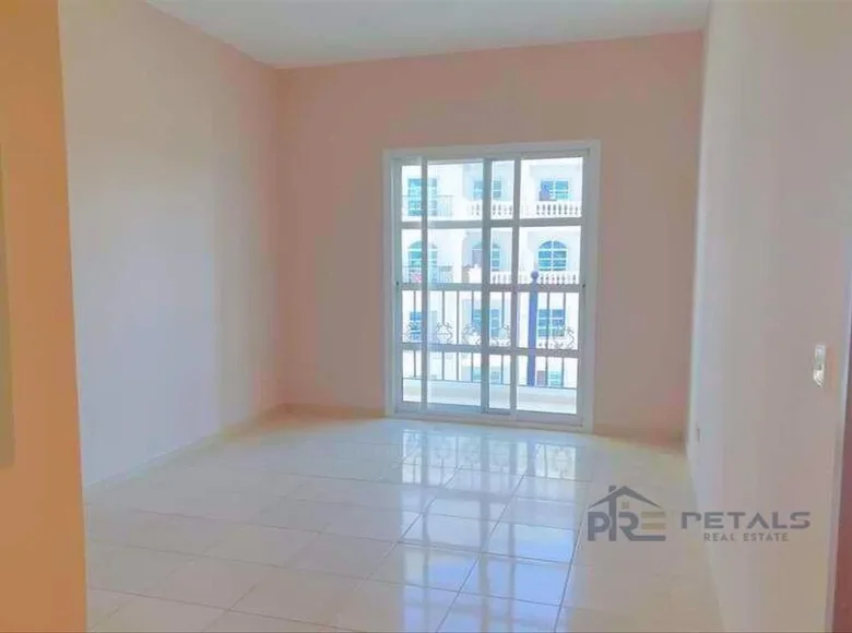 Mieszkanie 1 pokój 561 m² Dubaj, Emiraty Arabskie