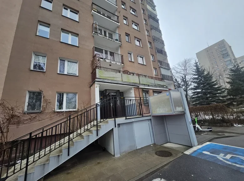2 room apartment 44 m² Warsaw, Poland