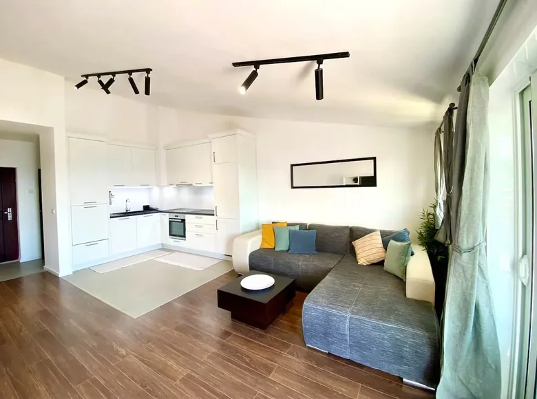 Квартира 2 спальни 93 м² в Петроваце, Черногория