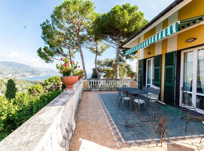 Вилла 6 спален 310 м² Rapallo, Италия