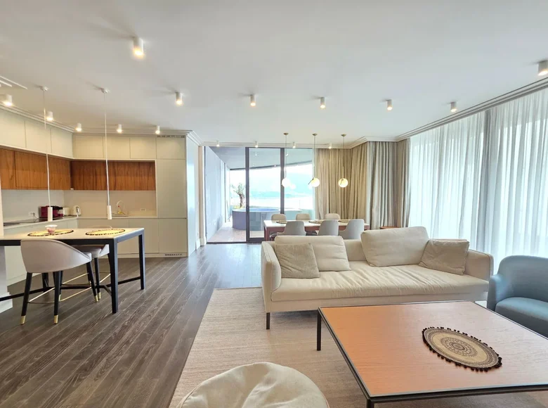 3 bedroom apartment 137 m² Budva, Montenegro