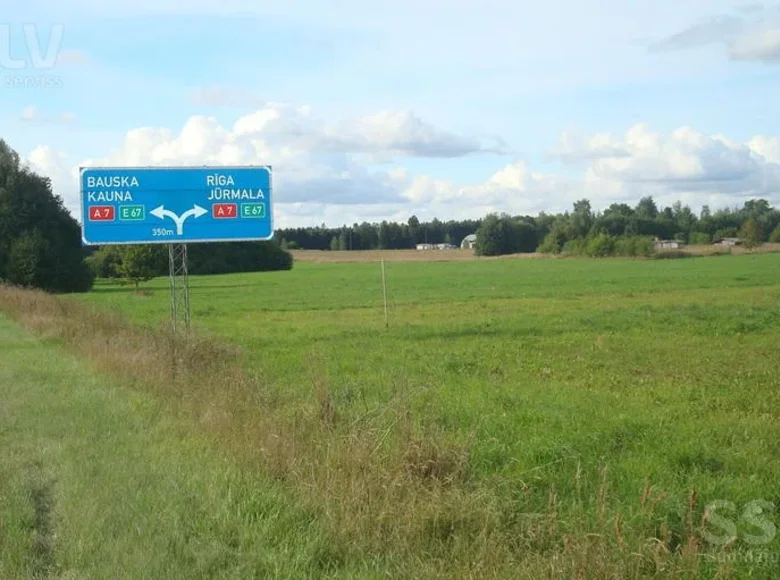 De inversiones  en Kekava, Letonia