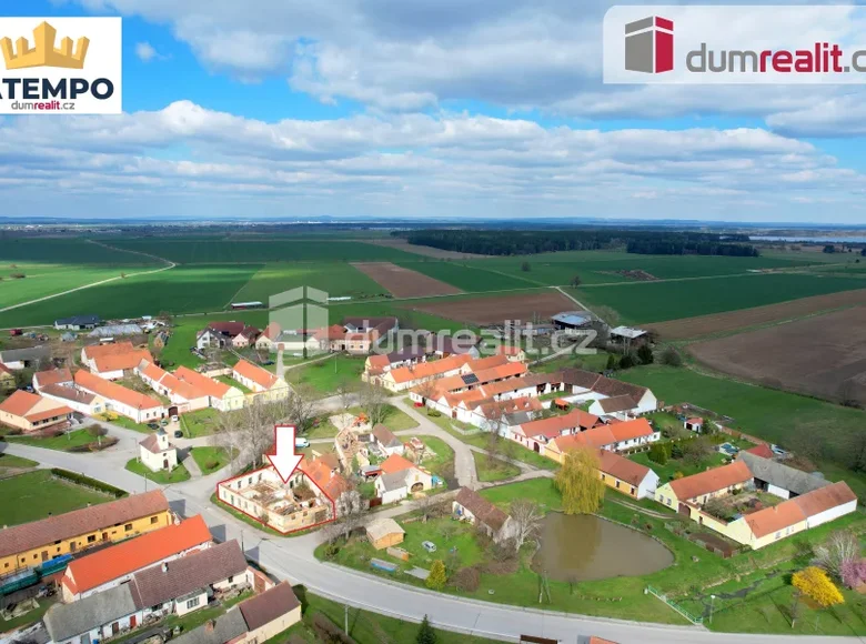 Land  Mazelov, Czech Republic