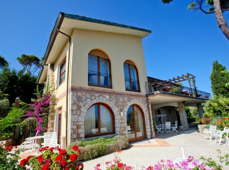 5 bedroom villa 360 m² Pozzarello, Italy