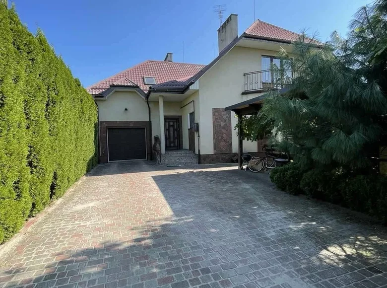 Dom wolnostojący 257 m² Brześć, Białoruś