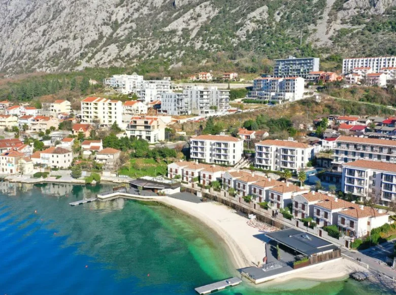 Ático 4 habitaciones 208 m² Dobrota, Montenegro