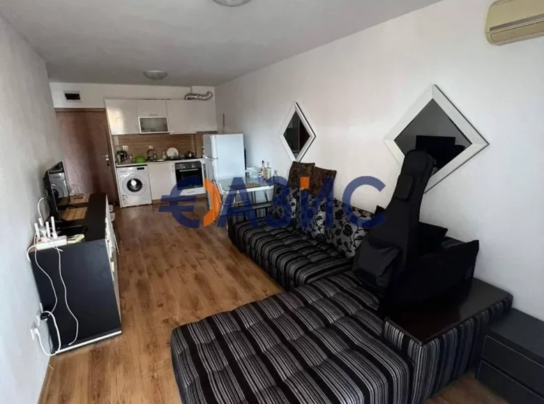 Квартира 2 спальни 74 м² Святой Влас, Болгария