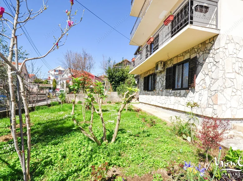 Villa 11 bedrooms 525 m² Tivat, Montenegro