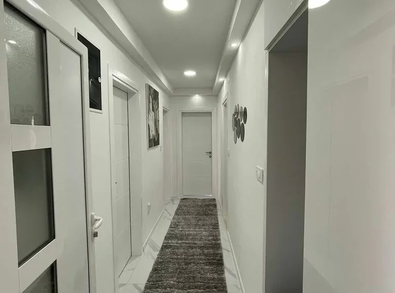 2 bedroom apartment  Igalo, Montenegro