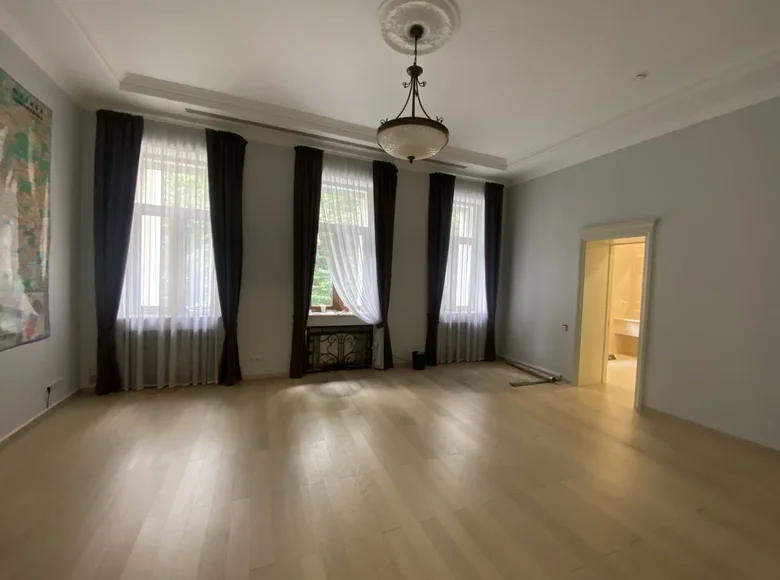 Офис 1 918 м² Москва, Россия