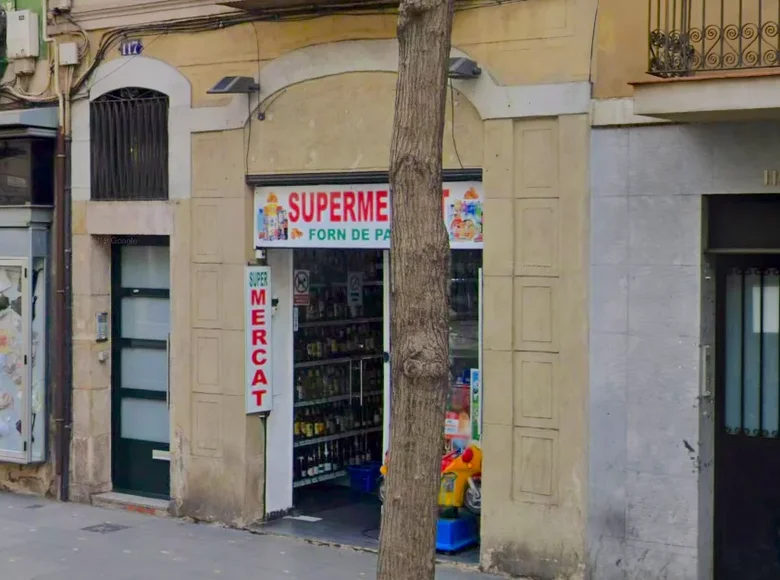 Commercial property 100 m² in Barcelona, Spain
