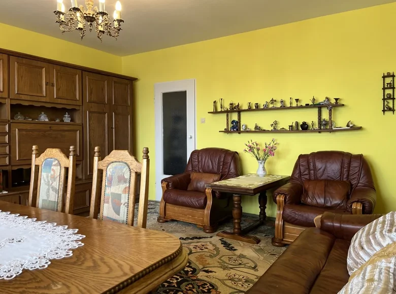 Mieszkanie 4 pokoi 73 m² Mosina, Polska