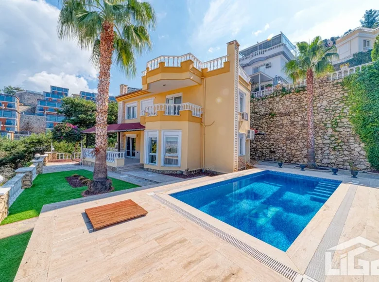 5 room villa 250 m² Alanya, Turkey