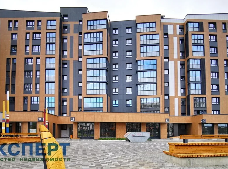 Tienda 1 habitación 121 m² en Minsk, Belarús