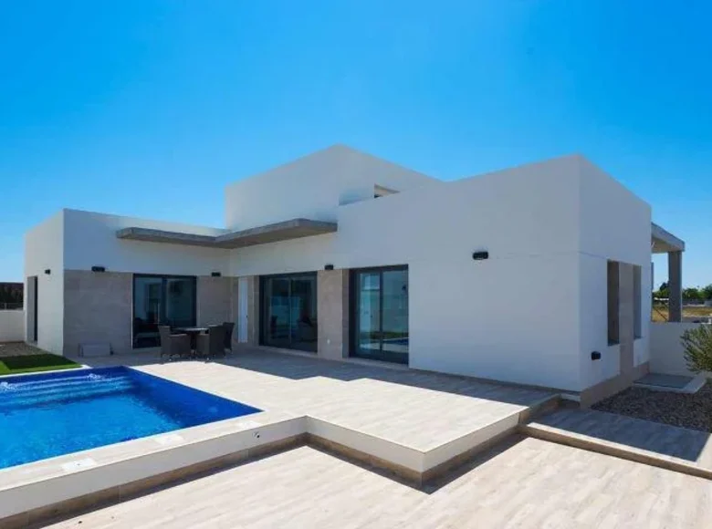 3-Schlafzimmer-Villa 101 m² Daya Nueva, Spanien