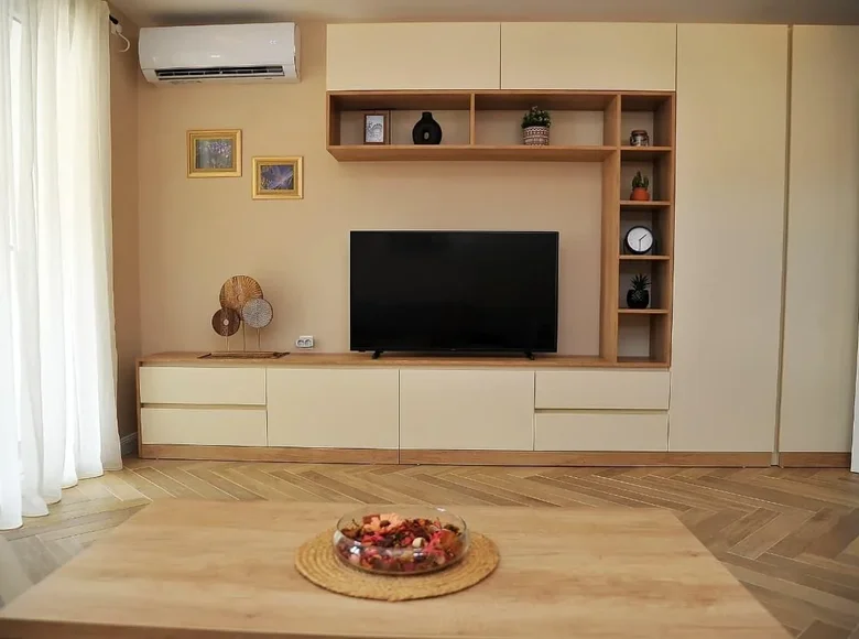 Wohnung 1 Schlafzimmer 43 m² in Budva, Montenegro