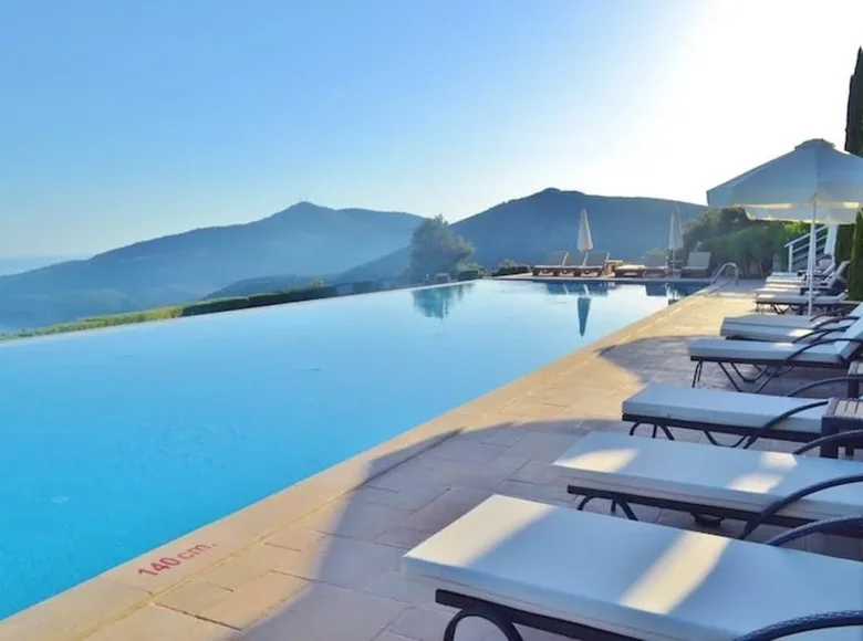 Mieszkanie 2 pokoi 45 m² Kalkan, Turcja