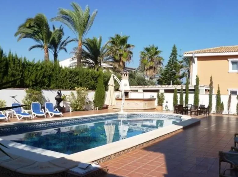 Willa 4 pokoi 275 m² Orihuela, Hiszpania