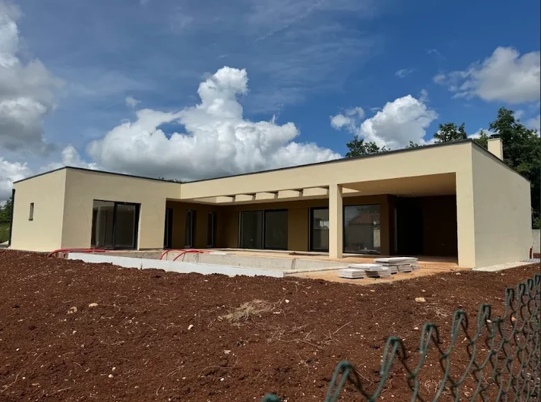 Вилла 3 спальни 170 м² Город Ровинь, Хорватия