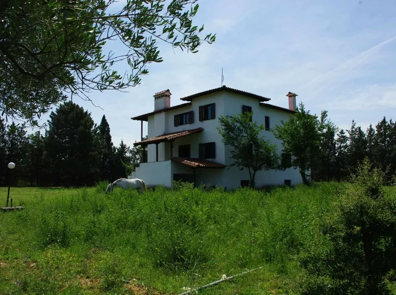 Вилла 1 спальня 200 м² Галаринос, Греция