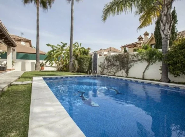 5-Schlafzimmer-Villa 356 m² Abadin, Spanien
