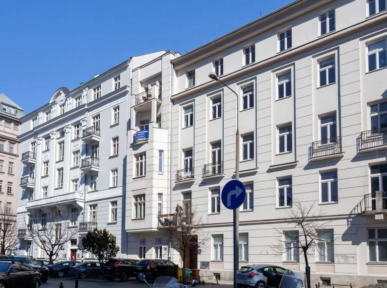 Квартира 5 комнат 132 м² в Варшаве, Польша