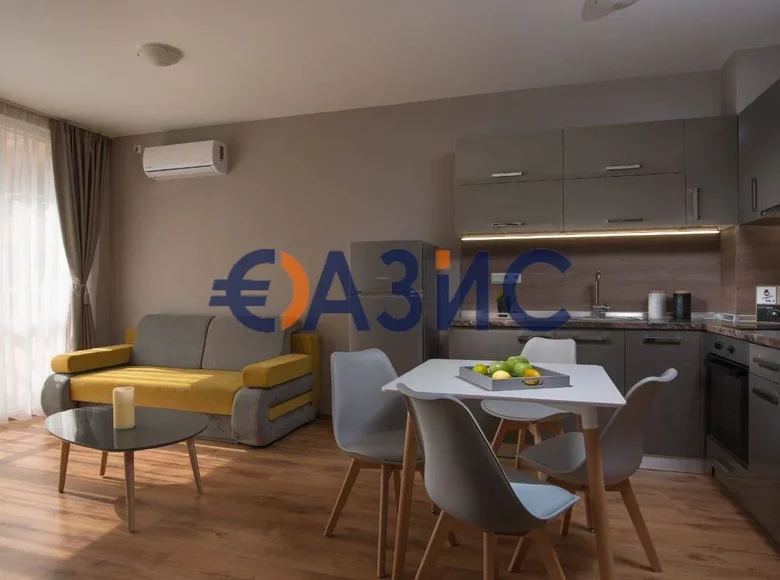 1 bedroom apartment 54 m² Pomorie, Bulgaria