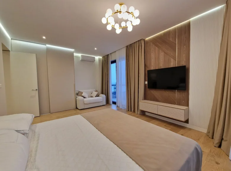 1 bedroom apartment 55 m² in Becici, Montenegro