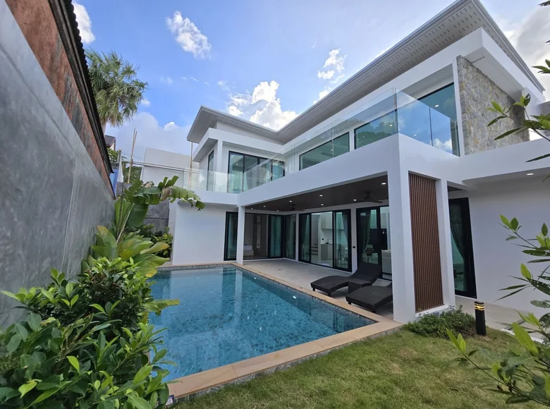 3-Schlafzimmer-Villa 250 m² Rawai, Thailand