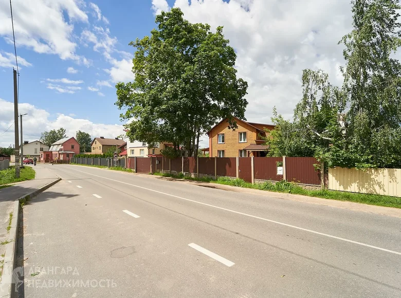 House 395 m² Ratamka, Belarus