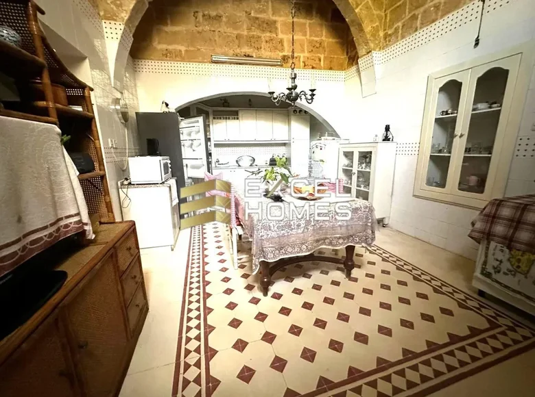 3 bedroom house  Żebbuġ, Malta