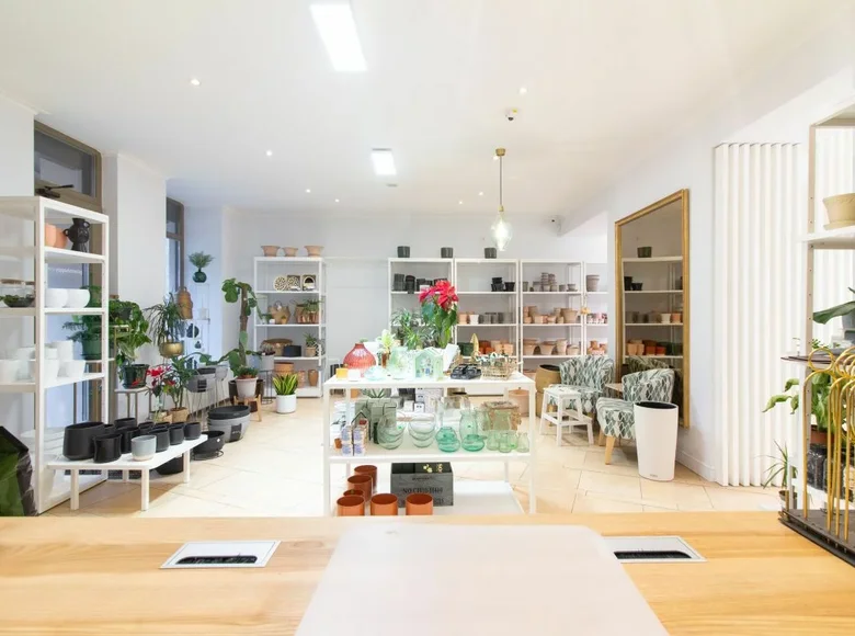 Boutique 92 m² à Riga, Lettonie