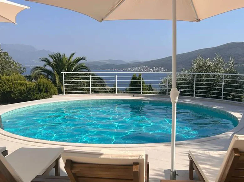 Maison 3 chambres 212 m² Đenovići, Monténégro