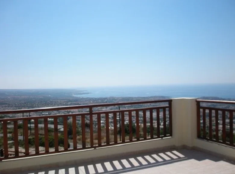 2 bedroom apartment 66 m² Peyia, Cyprus
