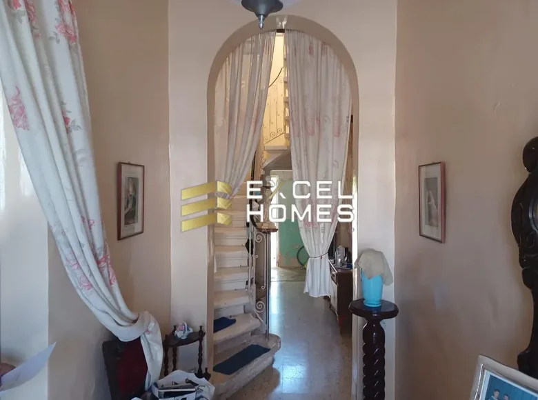 Casa 3 habitaciones  Zabbar, Malta