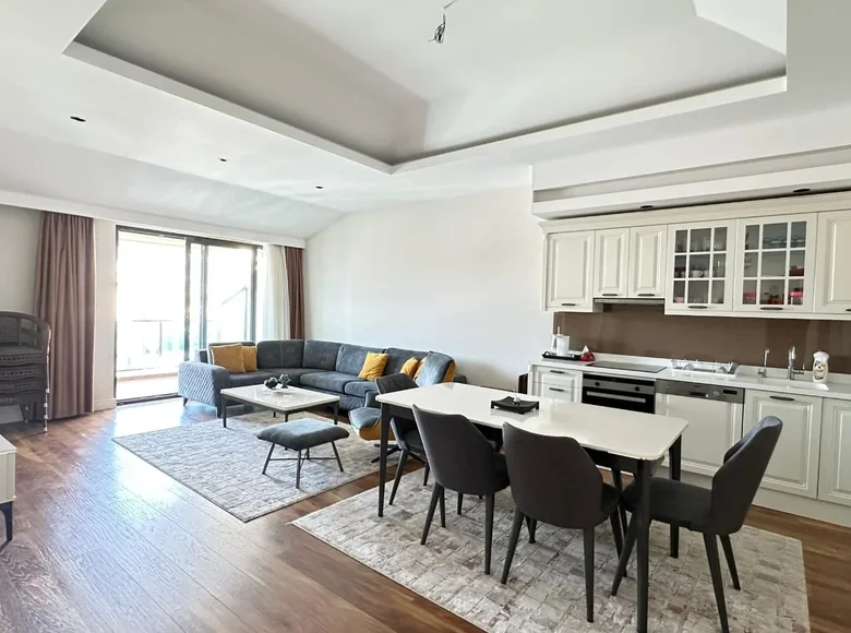 Mieszkanie 2 pokoi 80 m² Alanya, Turcja