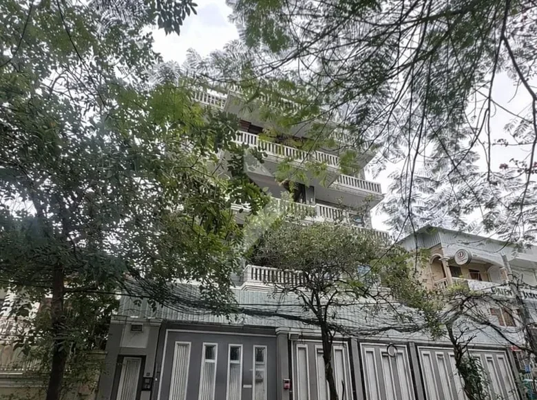 Commercial property 15 rooms 469 m² in Sangkat Boeng Keng Kang Ti Pir, Cambodia