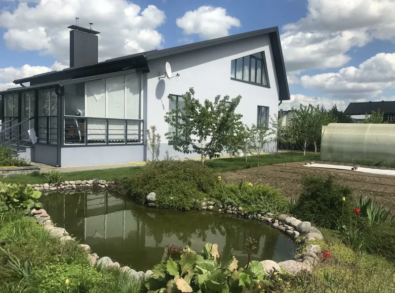 Casa 230 m² Juchnauka, Belarús