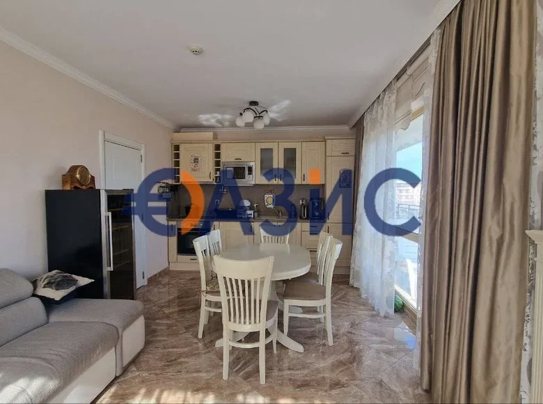 Mieszkanie 3 pokoi 104 m² Sweti Włas, Bułgaria