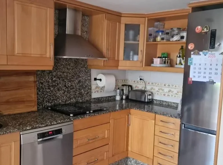 Дом 5 комнат  Аликанте, Испания