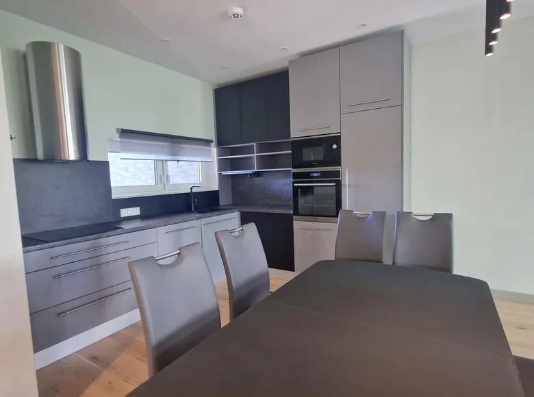 Willa 6 pokojów 180 m² Marupe, Łotwa