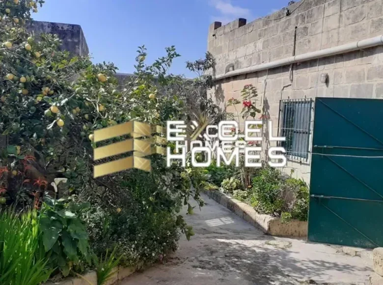 Дом 5 спален  Зуррик, Мальта