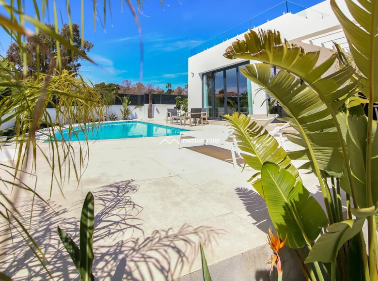 Willa 4 pokoi 390 m² La Nucia, Hiszpania