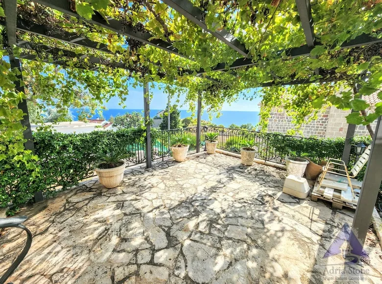 Villa 4 chambres 178 m² Krstac, Monténégro