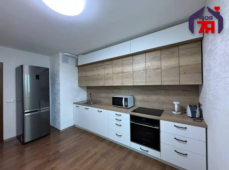 Квартира 3 комнаты 86 м² в Минске, Беларусь