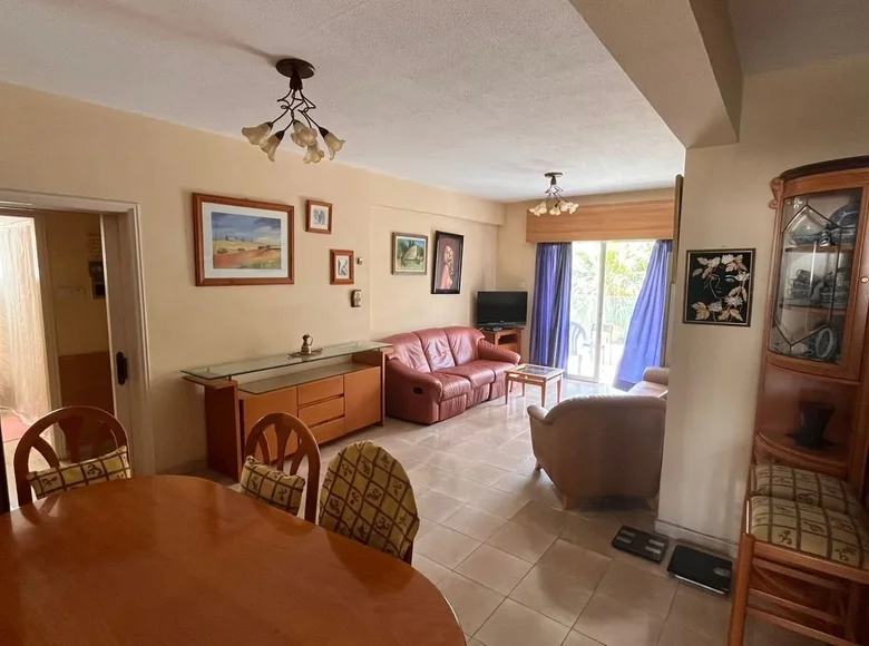 Mieszkanie 3 pokoi  Limassol, Cypr