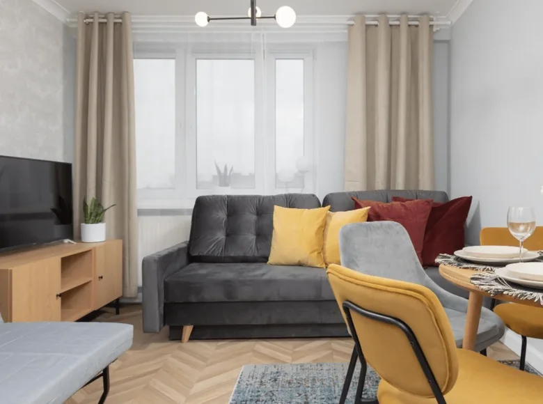 2 room apartment 39 m² in Warsaw, Poland