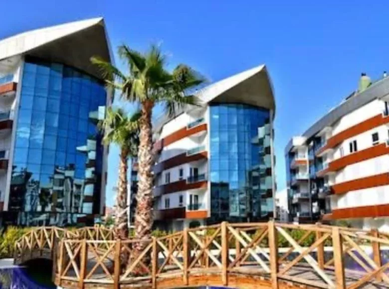 Mieszkanie 4 pokoi 150 m² Mediterranean Region, Turcja