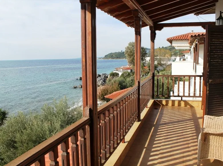Szeregowiec 4 pokoi 225 m² Loutra, Grecja
