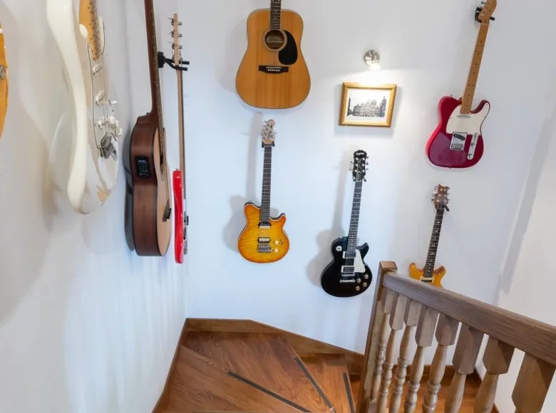 Квартира 158 м² Варшава, Польша